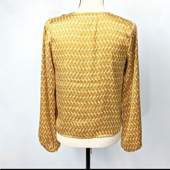 Forever 21 Gold V-Neck Tie Long Sleeve Top - Picture 8 of 8